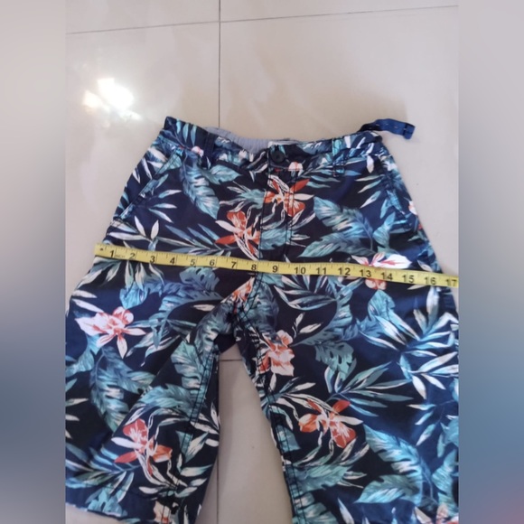 Old Navy Boys Swim Trunks Board Shorts swimsuit floral waves‎  size12 cotton - Picture 9 of 16